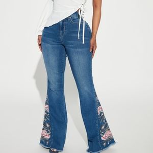 Flare leg embroidered Trendy and fashionable jeans (5)